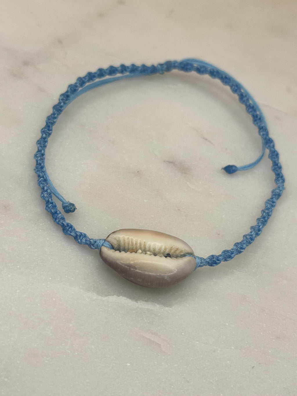 Handmade Macramé Seashell Anklet — Waterproof & Adjustable Beach Jewelry