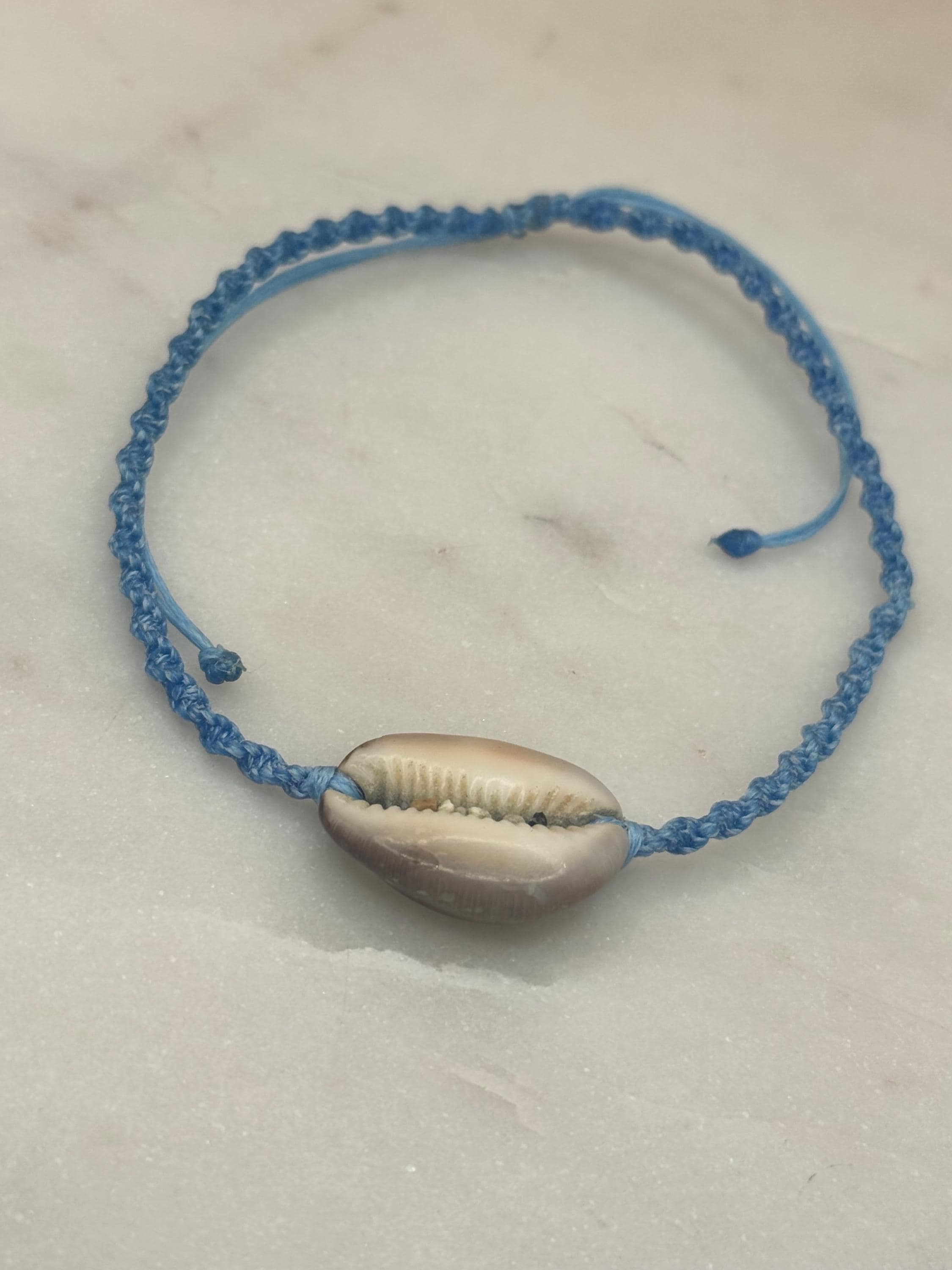 Handmade Macramé Seashell Anklet — Waterproof & Adjustable Beach Jewelry
