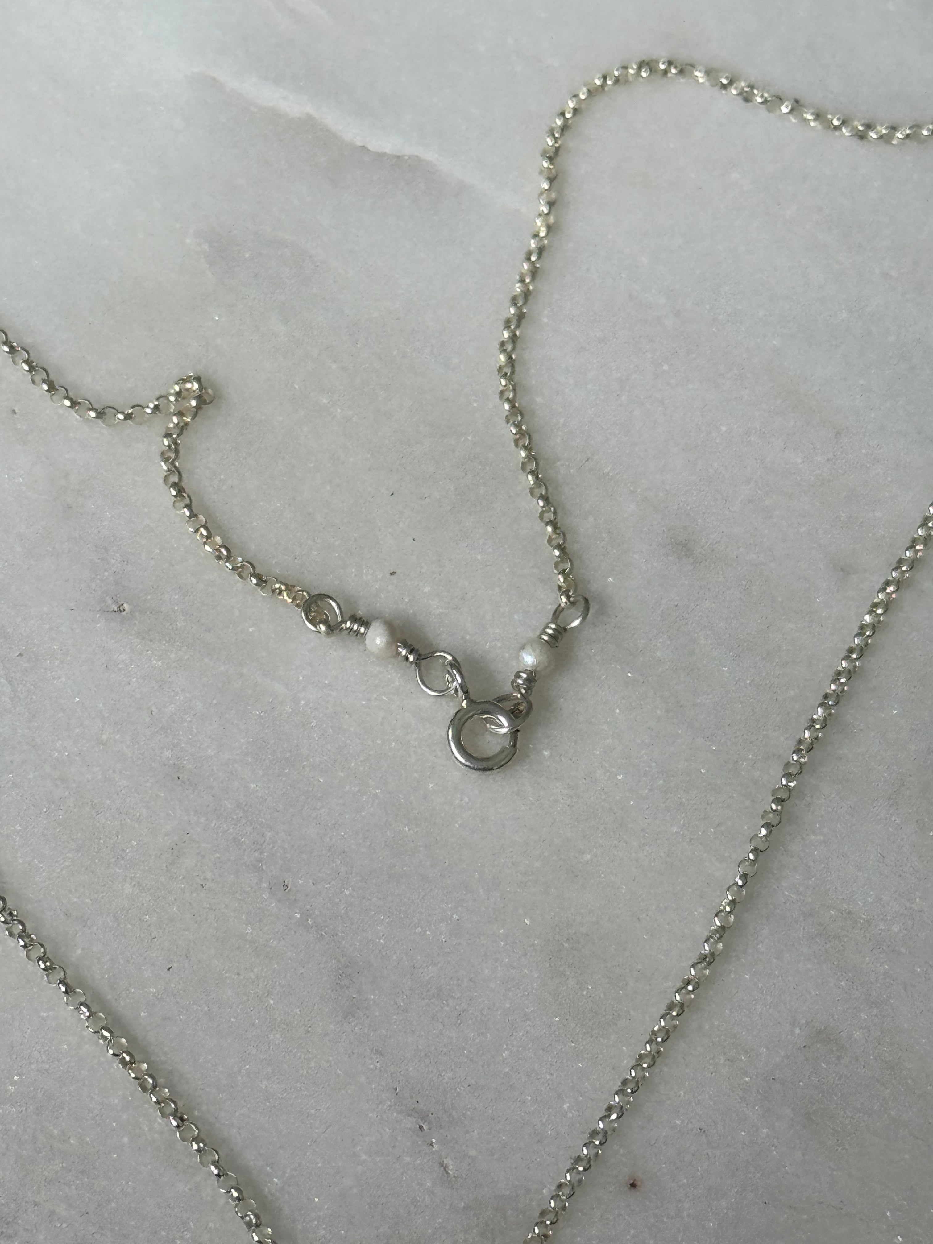 Hawaiian Snake’s Head Cowrie Necklace in Sterling Silver