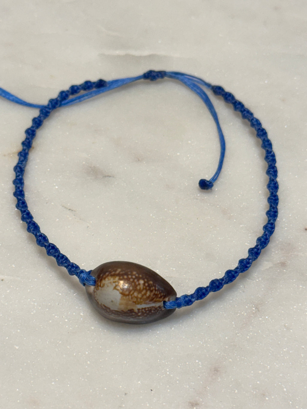 Handmade Macramé Seashell Anklet — Waterproof & Adjustable Beach Jewelry