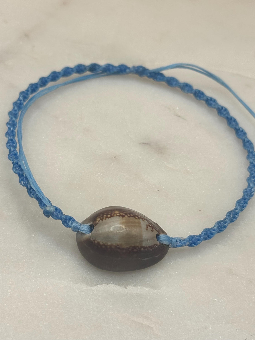 Handmade Macramé Seashell Anklet — Waterproof & Adjustable Beach Jewelry