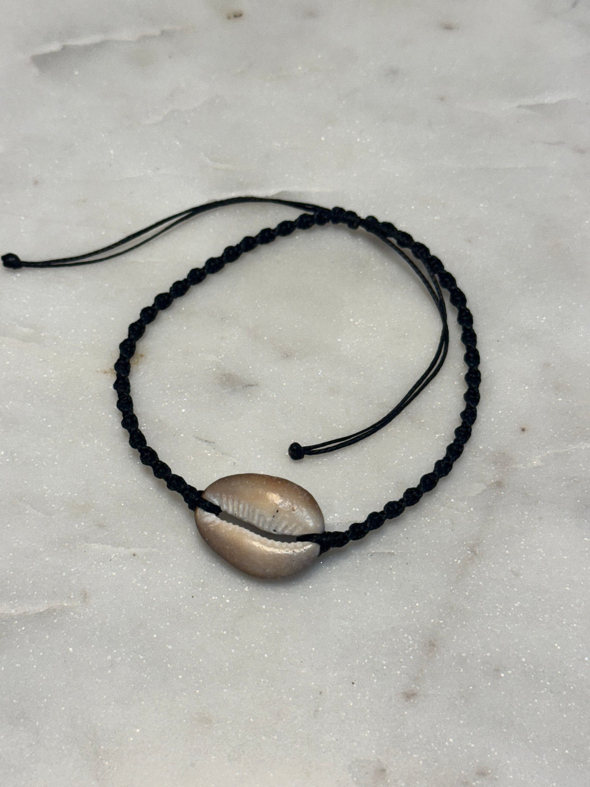 Handmade Macramé Seashell Anklet — Waterproof & Adjustable Beach Jewelry