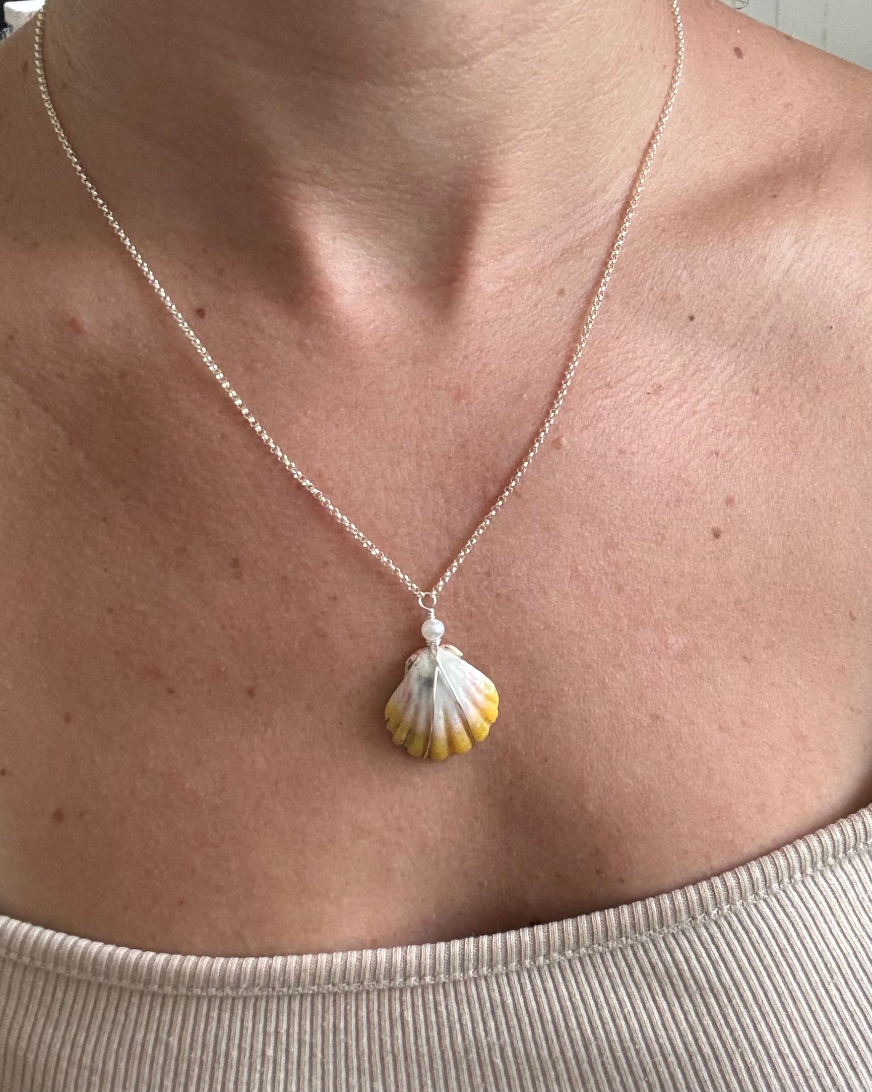 Sterling Silver Hawaiian Sunrise Shell Necklace - Beach Jewelry
