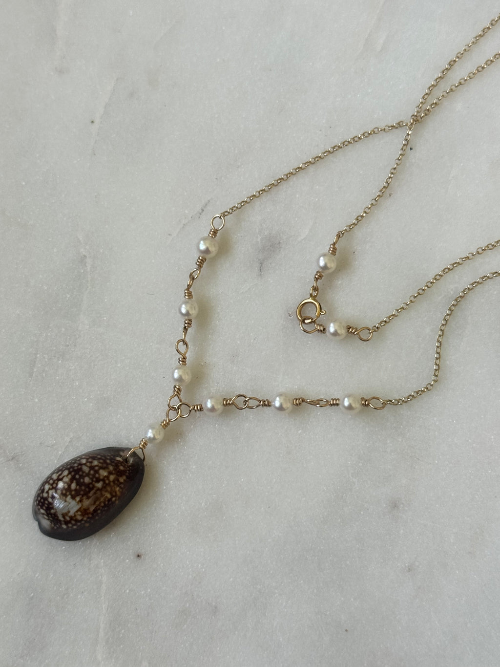 Beautiful 14K GF Hawaiian Snake’s Head Cowrie Shell Necklace with genuine freshwater Pearls - Beach Jewelry