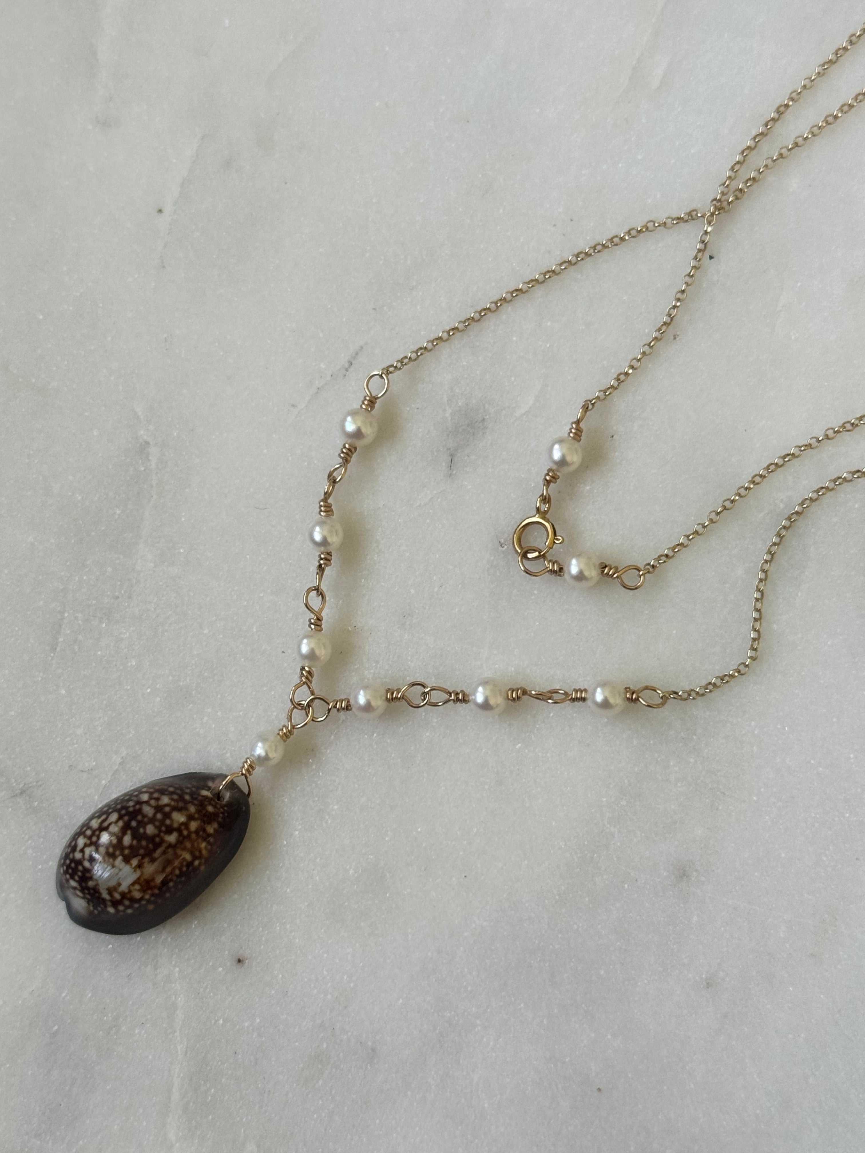 Beautiful 14K GF Hawaiian Snake’s Head Cowrie Shell Necklace with genuine freshwater Pearls - Beach Jewelry