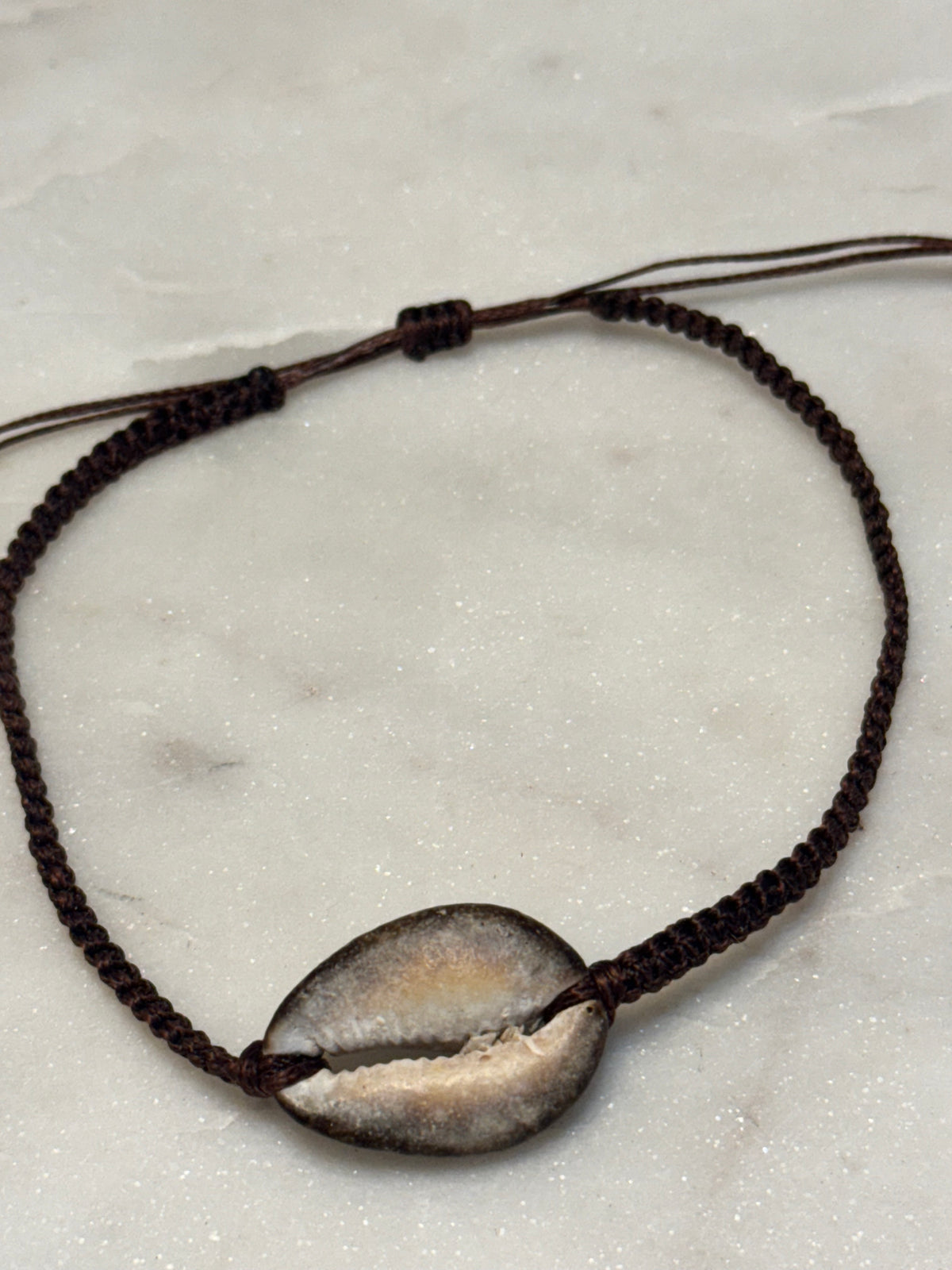 Handmade Macramé Seashell Anklet — Waterproof & Adjustable Beach Jewelry