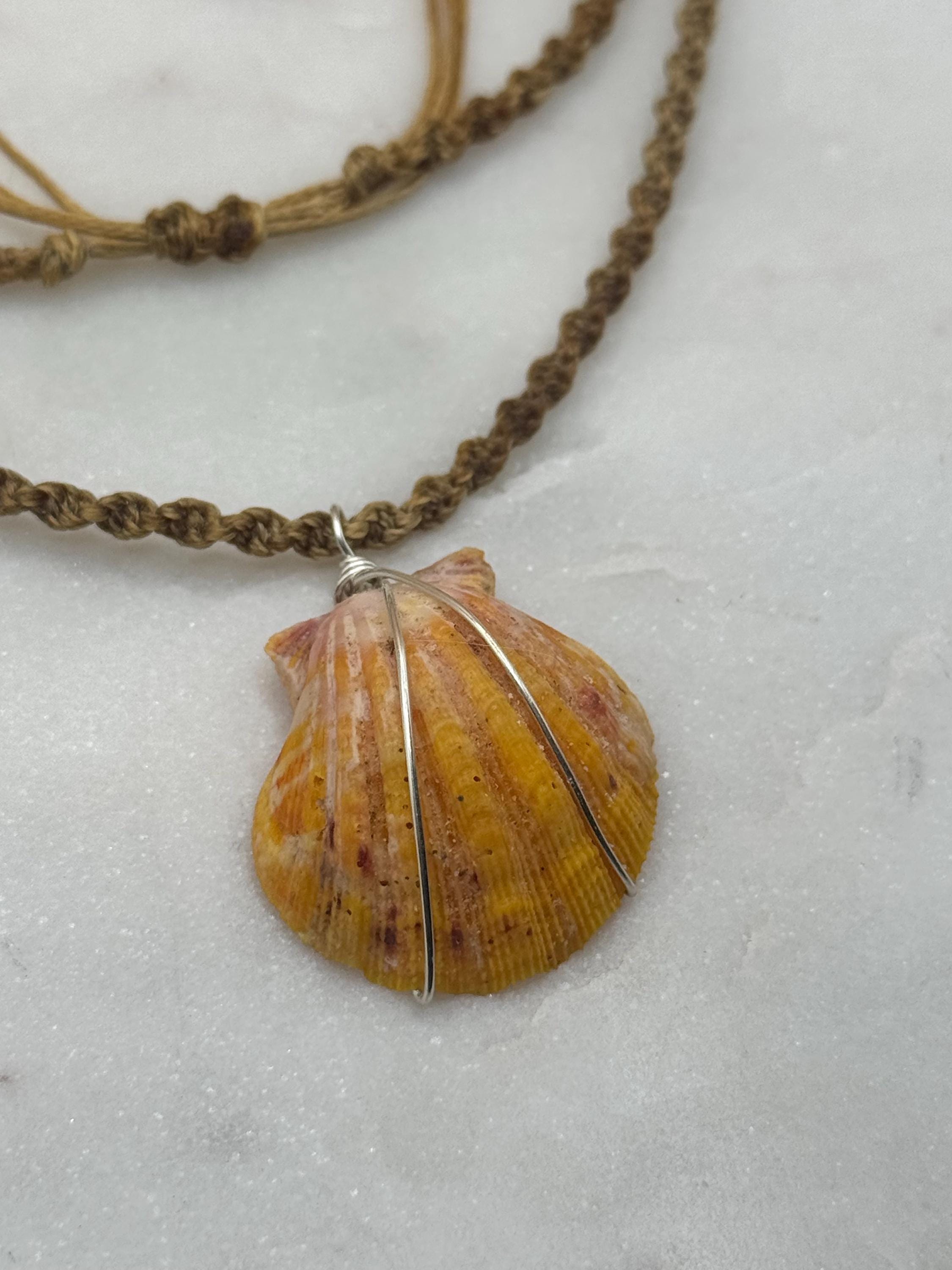 Hawaiian Sunrise Shell Macrame Necklace - waterproof - adjustable