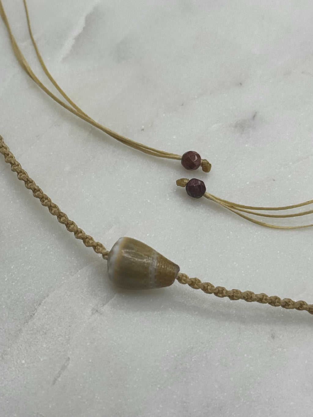 Adjustable Macramé Cone Shell Choker - Handcrafted Hawaii Beach Jewelry