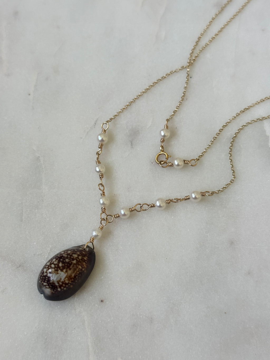 Beautiful 14K GF Hawaiian Snake’s Head Cowrie Shell Necklace with genuine freshwater Pearls - Beach Jewelry