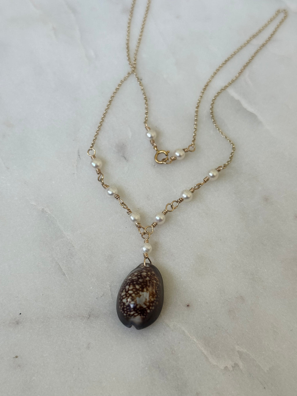 Beautiful 14K GF Hawaiian Snake’s Head Cowrie Shell Necklace with genuine freshwater Pearls - Beach Jewelry