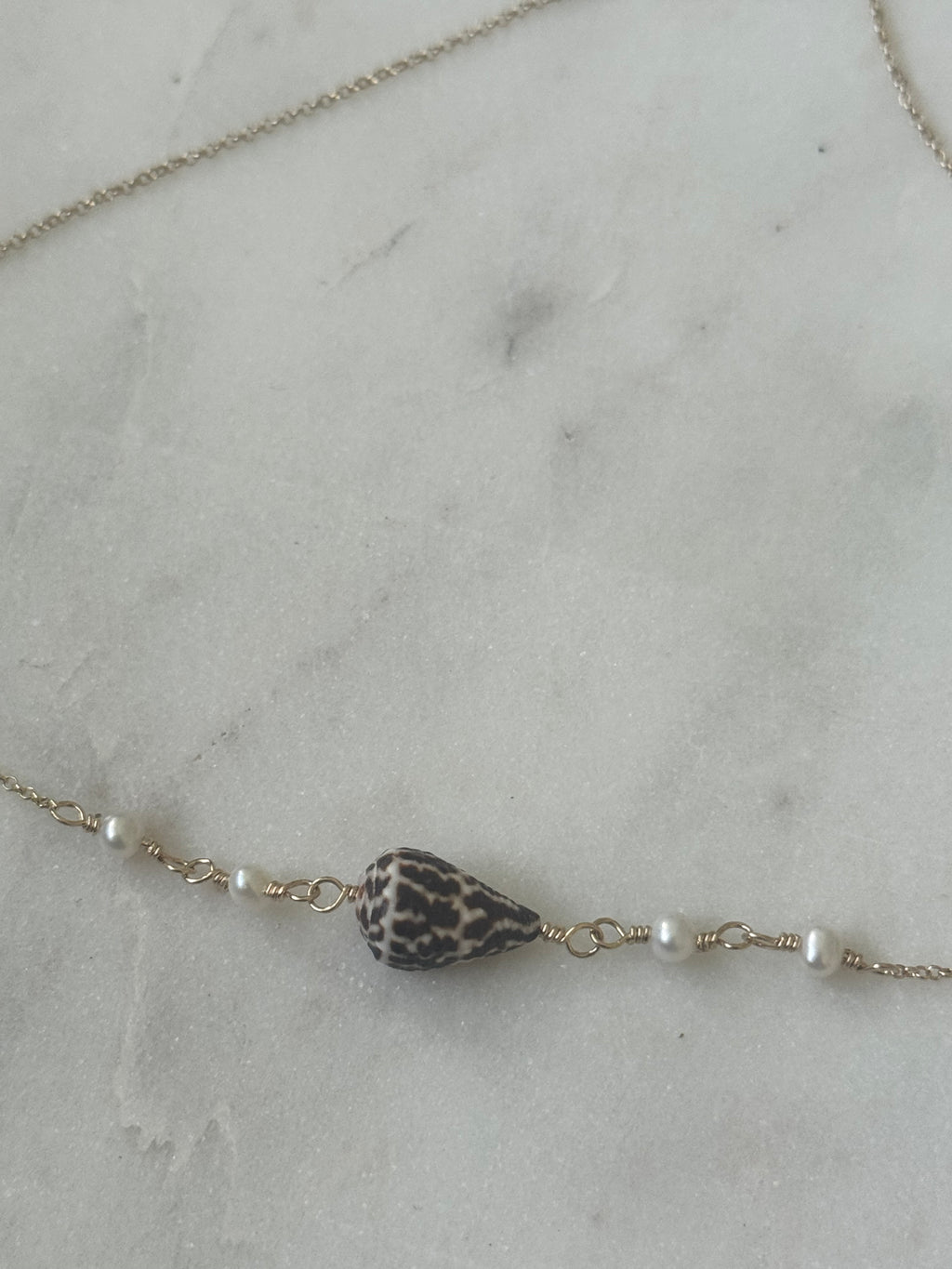 14K GF Hawaiian Cone Shell Choker with freshwater Pearls