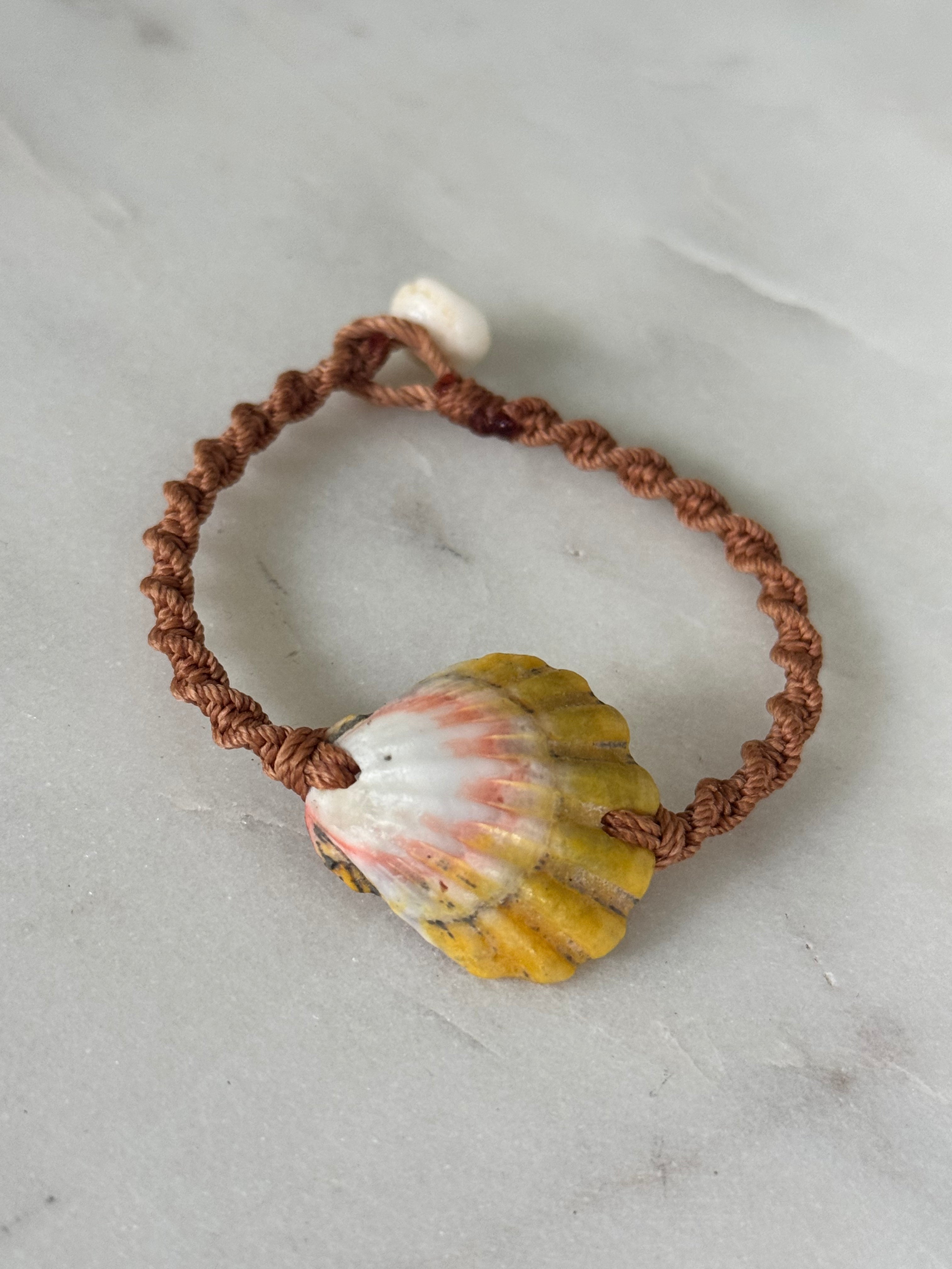 Hawaiian Sunrise Shell Bracelet - Macrame - waterproof