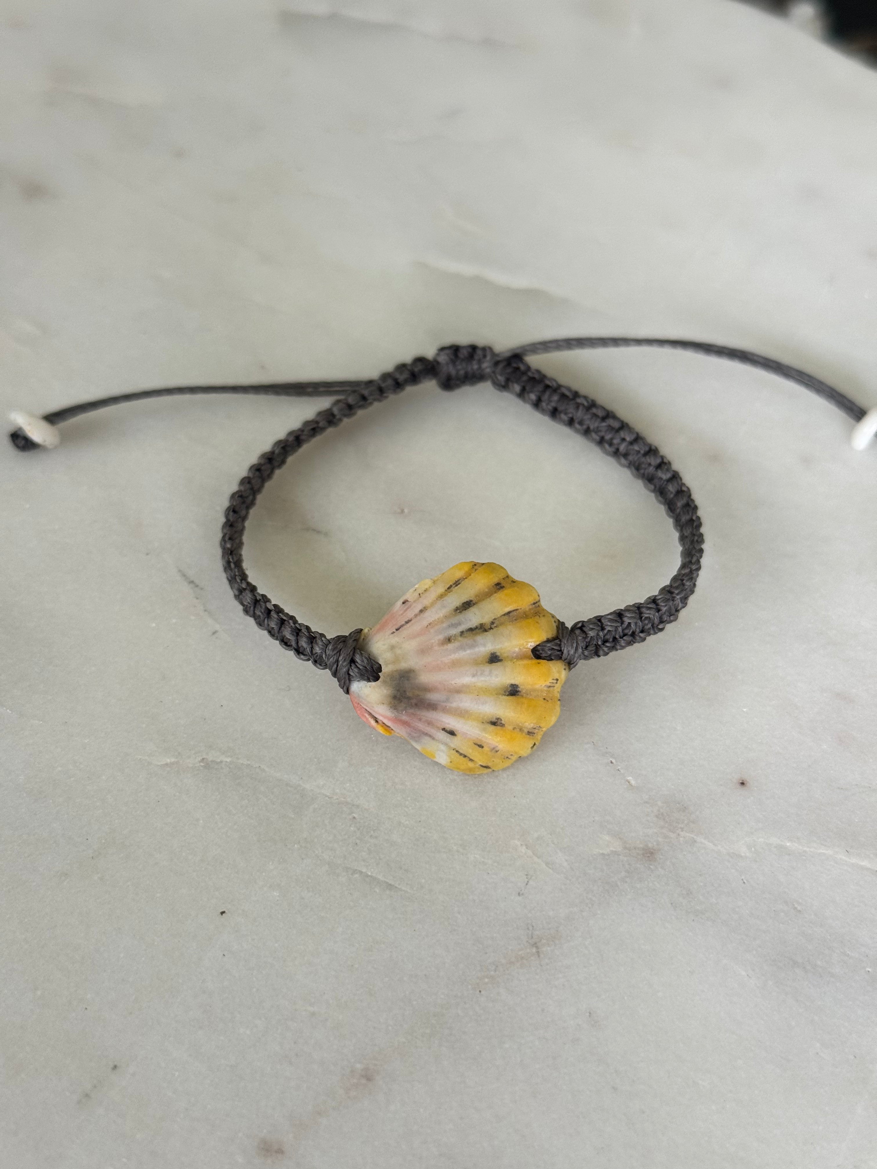 Hawaiian Sunrise Shell Bracelet - waterproof and adjustable - Macrame