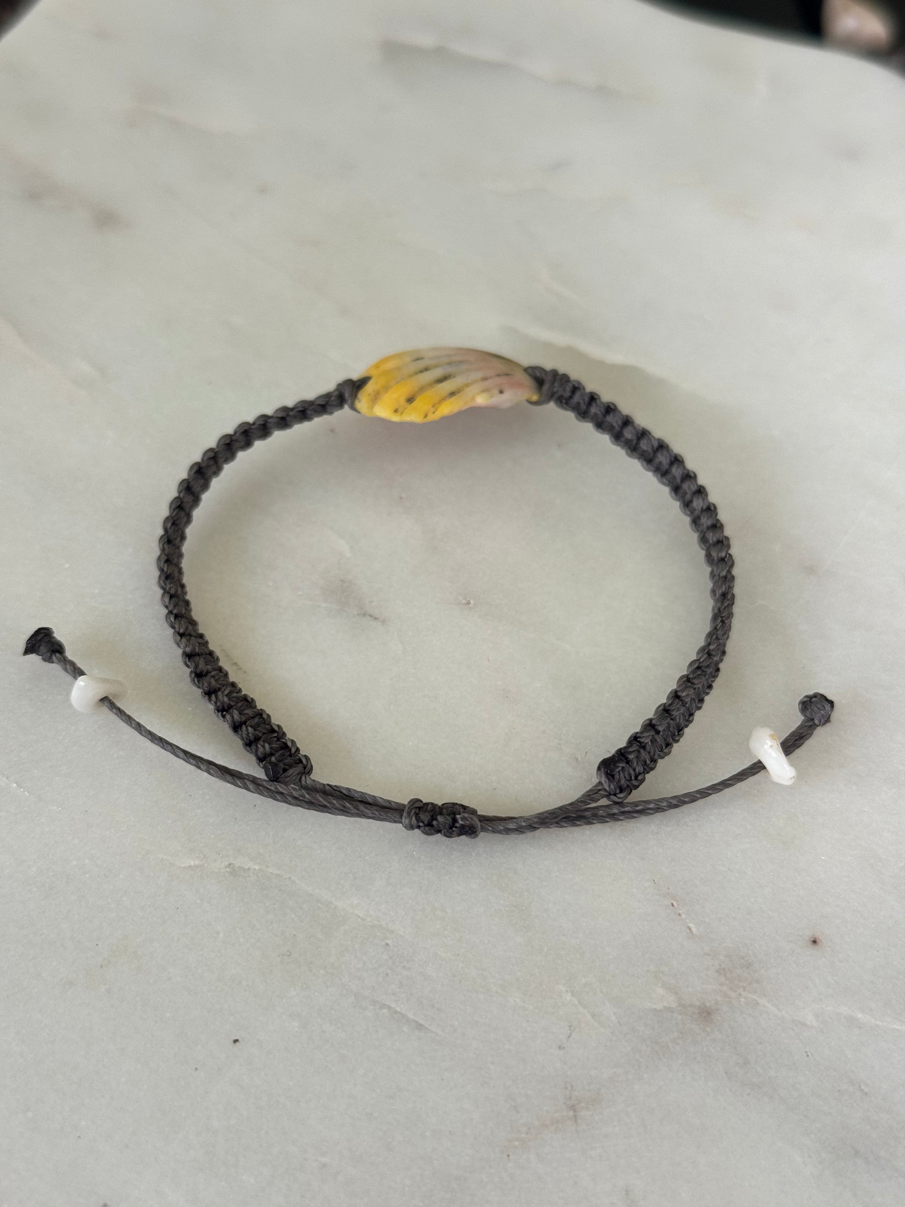Hawaiian Sunrise Shell Bracelet - waterproof and adjustable - Macrame