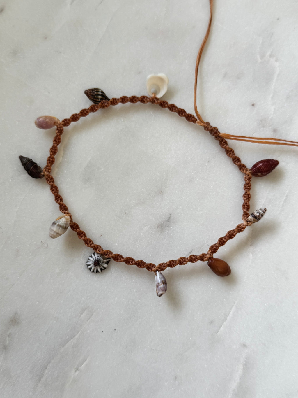 Macrame Shell Charm Anklet - adjustable and waterproof - Beach Jewelry