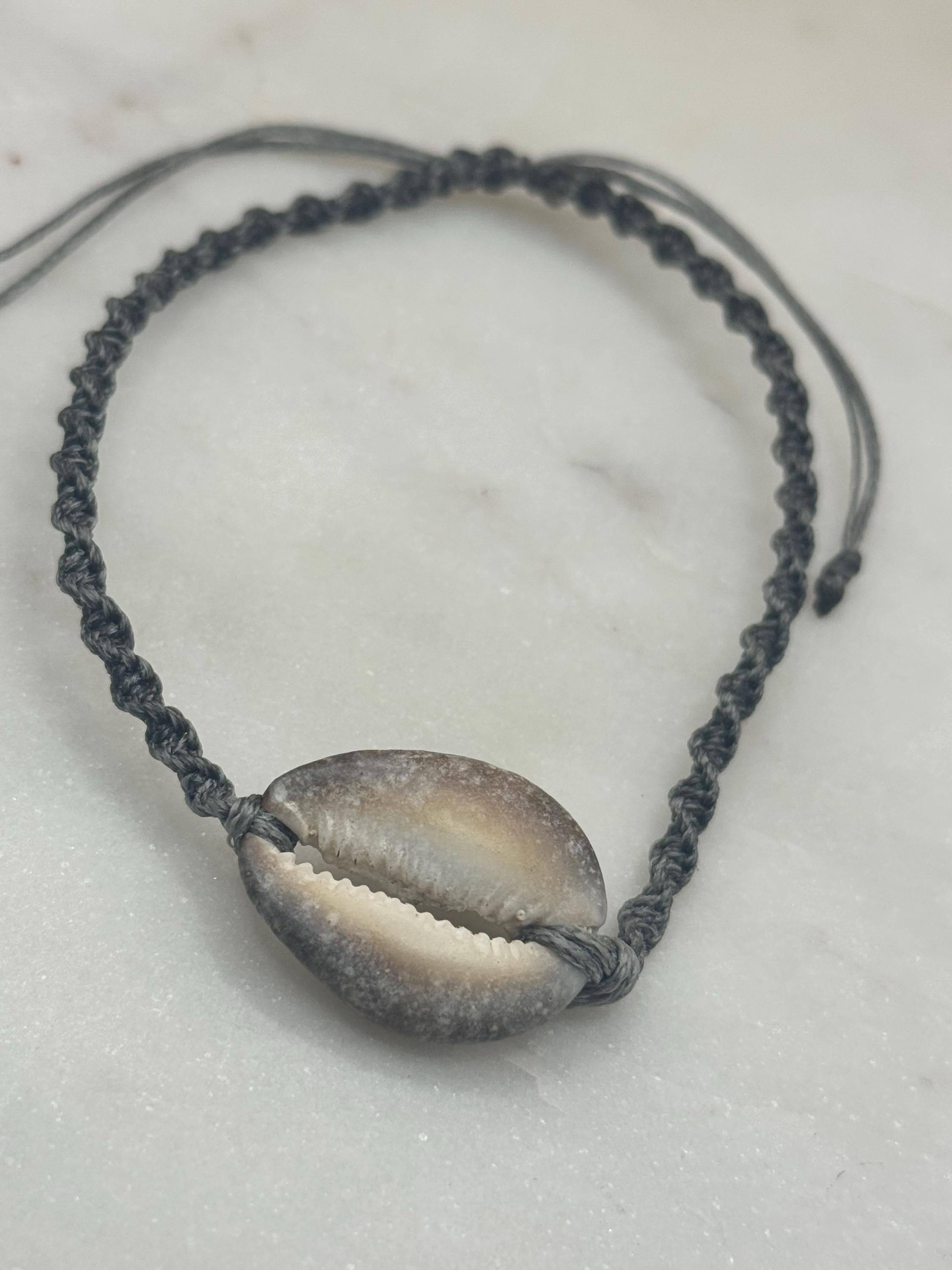 Handmade Macramé Seashell Anklet — Waterproof & Adjustable Beach Jewelry